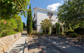 Two-Bedroom Apartment in Malinska